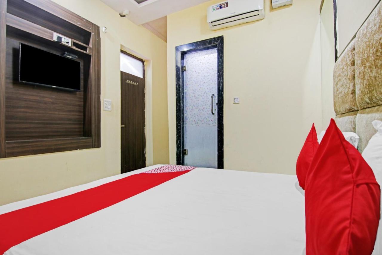 Hotel O Arjun Dx. New Delhi